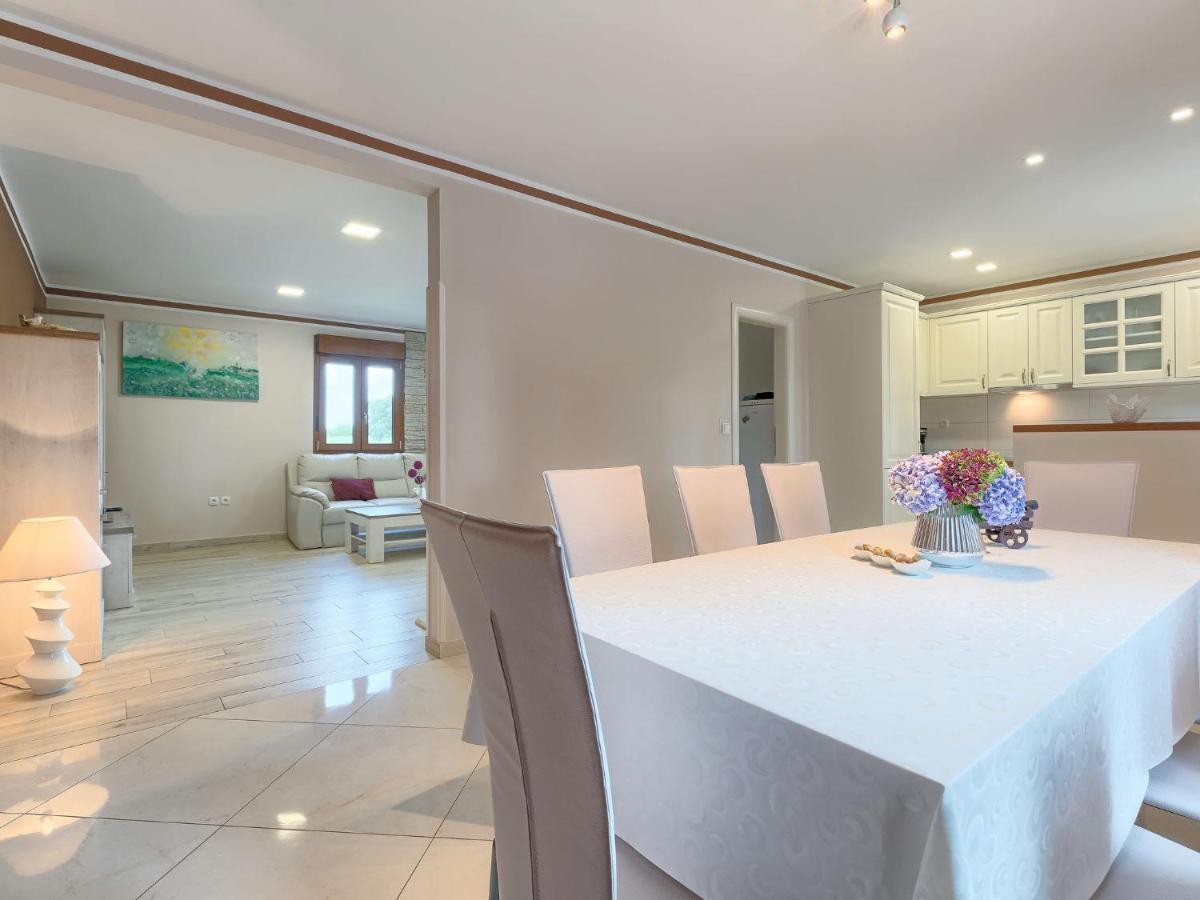 Holiday Home Villa Aniva By Interhome Žminj Extérieur photo