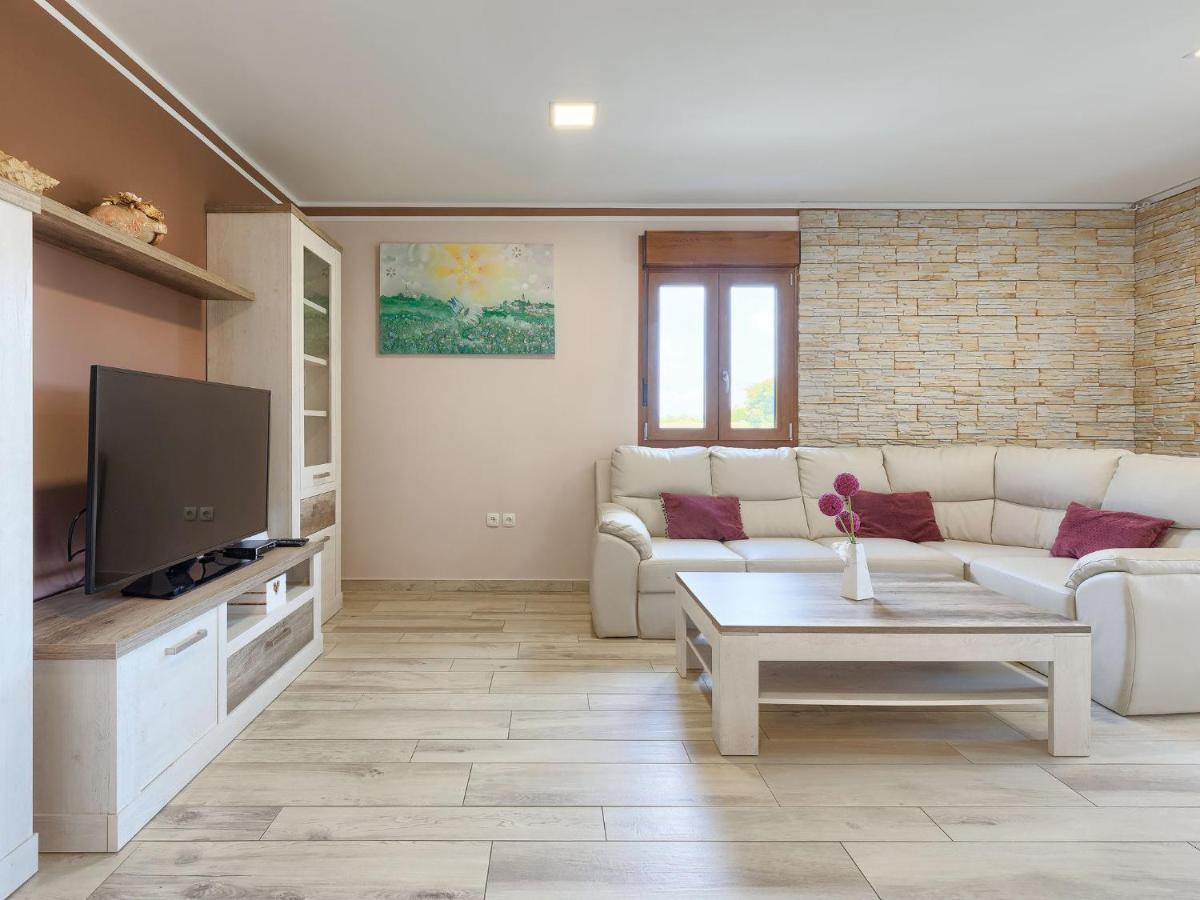 Holiday Home Villa Aniva By Interhome Žminj Extérieur photo